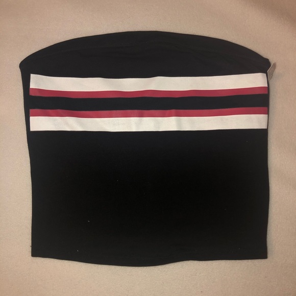 PINK Victoria's Secret Tops - VS Pink crop top